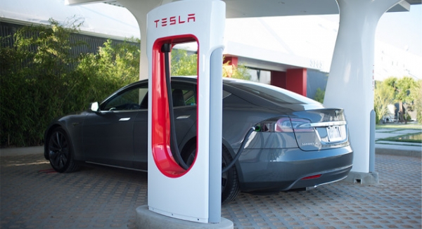 Элон Маск собирается пересечь США на собственном Tesla за 6 дней, заправляя его как обыденный автомобиль
