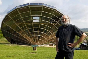 Франция: Эко-дом на солнечной энергии от дизайнера Эрика Вассера