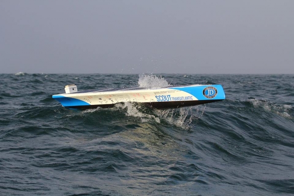 Лодка-робот на солнечных батареях преодолела 1000-мильный предел в собственном трансатлантическом переходе