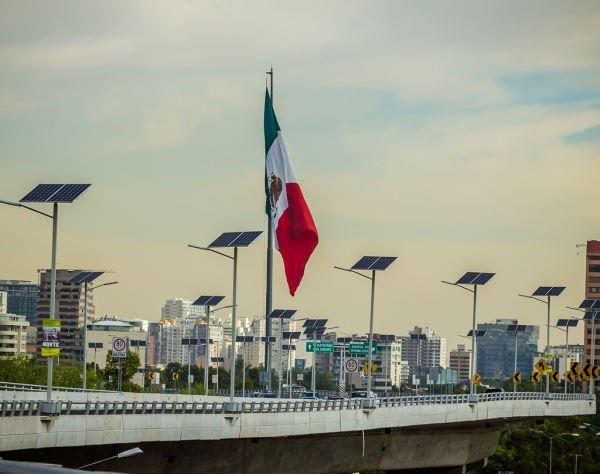 Мексика хочет стать ведущим рынком солнечной энергетики в Латинской Америке в 2014 году