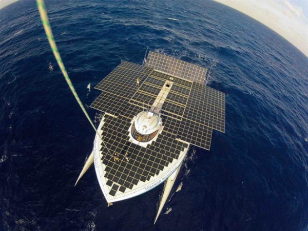 Научное путешествие на солнечной яхте повдоль Гольфстрима