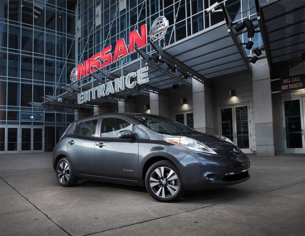 Nissan прирастит мощности по производству электромобилей LEAF на заводе в Теннесси