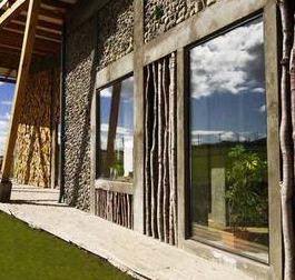 Пассивный дом в Чили употребляет солнечную энергию для подогрева и остывания
