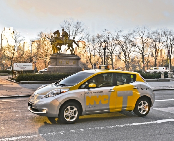 Служба такси Нью-Йорка запускает пилотную программку по вводу в эксплуатацию электромобилей