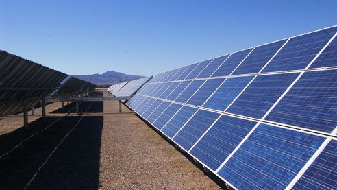 Соединенные Штаты установили 832 МВт солнечных мощностей во 2-м квартале 2013 года