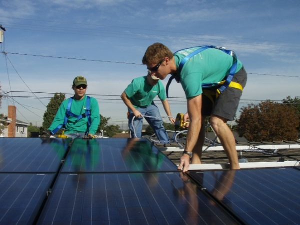 SolarCity планирует установить на 80% больше систем солнечной энергии в 2014 году