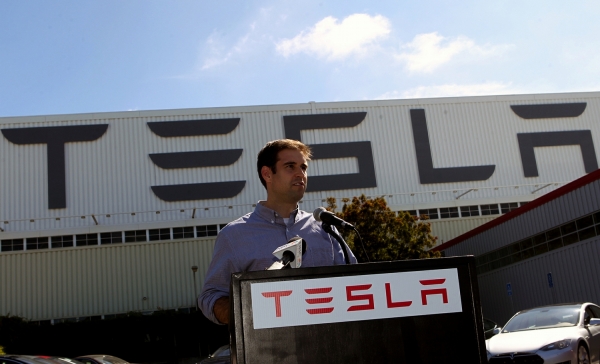Технический директор компании Tesla Motors о том, что происходит у компании под капотом